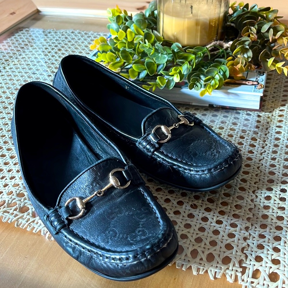 Gucci Womens Leather Loafer